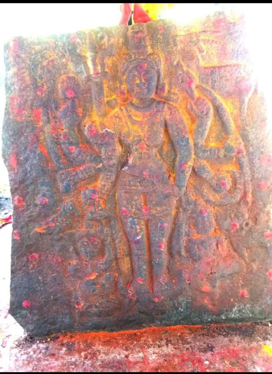 வேட்டுவர் போற்றி வணங்கும் பெண் தெய்வம...